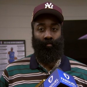 哈登谈适应过程：我还在学习 我还住在酒店里&amp;还没安顿下来