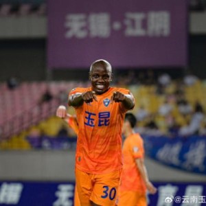 乐鱼网址-越老越生猛谁也挡不住！ 穆谢奎上演冲超帽子戏法