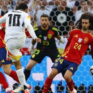 体育平台-西媒：欧足联承认误判 库库雷利亚手球应判点球